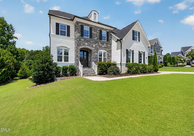 3rd image of 5105 Gansett Ln, Raleigh, NC 27612 | MLS# 10183627