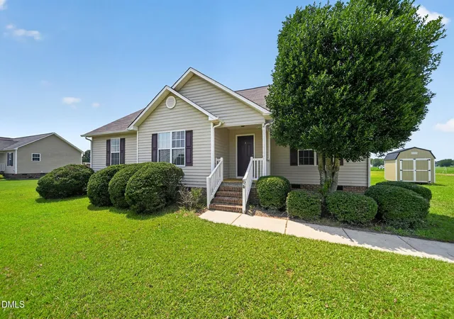 Photo 2 of Single family home for sale at 64 Jewel Ln, Four Oaks, NC 27524 | MLS# 10181347 | Listing updated on 2026-08-28