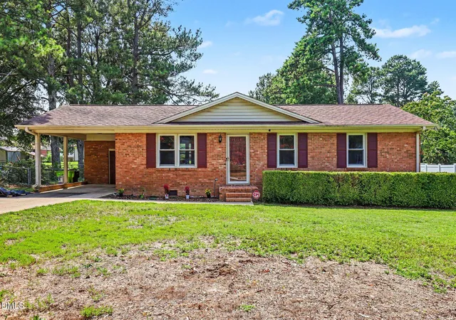 Photo 1 of Sale Pending at 505 Sexton Ave, Zebulon, NC 27597 | MLS# 10181360 | Listing updated on 2026-08-27