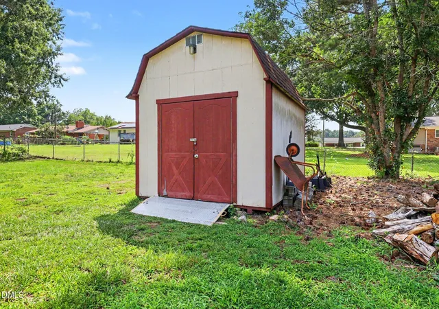 Photo 33 of Sale Pending at 505 Sexton Ave, Zebulon, NC 27597 | MLS# 10181360 | Listing updated on 2026-08-27