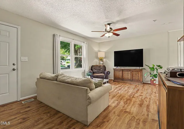Photo 3 of Sale Pending at 505 Sexton Ave, Zebulon, NC 27597 | MLS# 10181360 | Listing updated on 2026-08-27