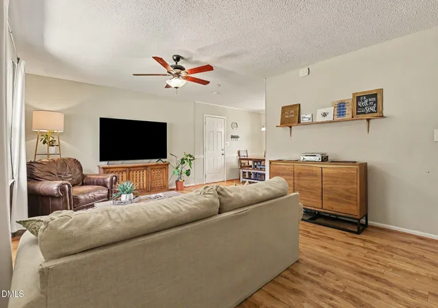 Photo 4 of Sale Pending at 505 Sexton Ave, Zebulon, NC 27597 | MLS# 10181360 | Listing updated on 2026-08-27