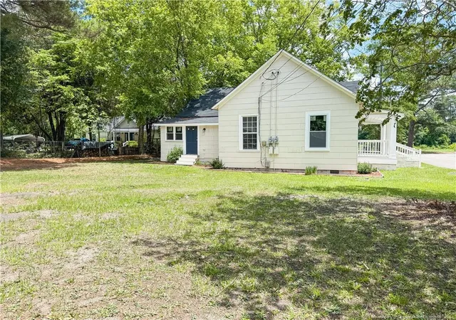 Listing Photo 4 - Condo for sale in building located at 5552 River Rd, Hope Mills, NC 28348