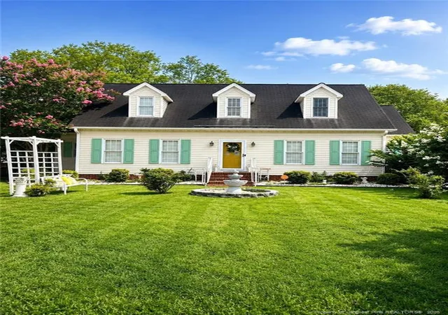Photo 1 of Single family home for sale at 204 Oak Branches Closes, Winterville, NC 28590 | MLS# 766364 | Listing updated on 2026-09-05
