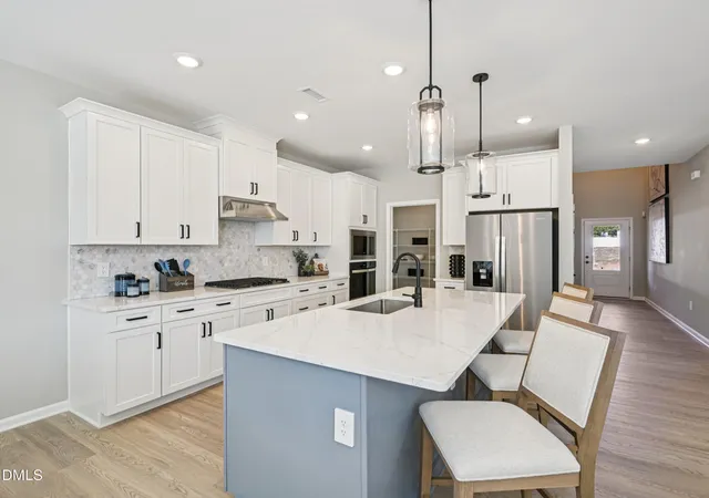 Photo 3 of Single family home for sale at 302 Barrow Meadows Dr, Zebulon, NC 27597 | MLS# 10183133 | Listing updated on 2026-09-02