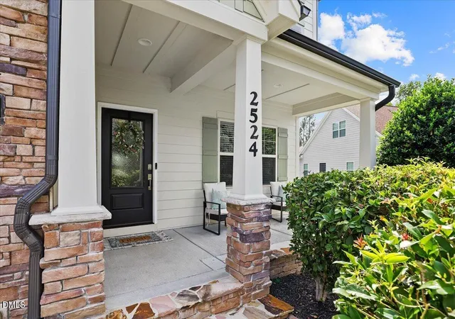 2nd image of 2524 Thorngrove Ct, Fayetteville, NC 28303 | MLS# 10181463