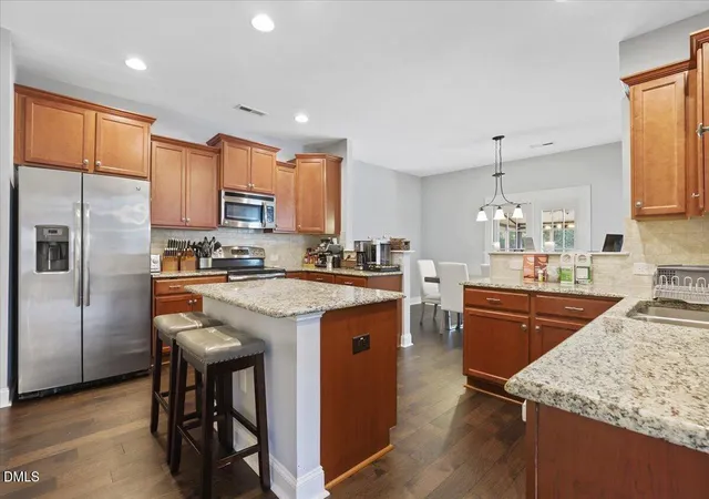 Photo 4 of Single family home for sale at 2524 Thorngrove Ct, Fayetteville, NC 28303 | MLS# 10181463 | Listing updated on 2026-08-20