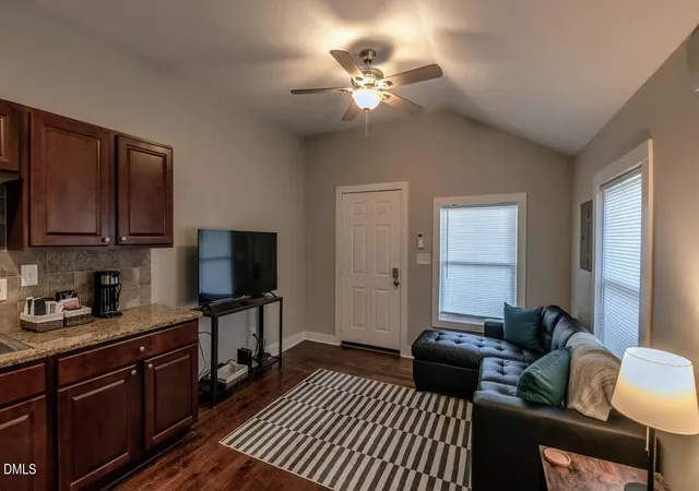 5th image of 1505 S Roxboro St, Durham, NC 27707 | MLS# 10181962