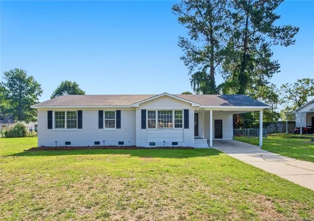 Single family home for sale at 4703 Quaker Ct, Hope Mills, NC 28348 | MLS# 766340