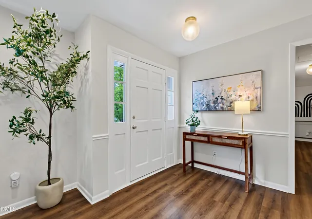 Photo 3 of Single family home for sale at 709 Dawnwood Ct, Raleigh, NC 27609 | MLS# 10185449 | Listing updated on 2026-09-30