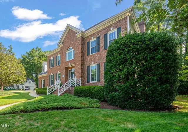 Photo 3 of Sale Pending at 9004 Armitage Ct, Raleigh, NC 27615 | MLS# 10182258 | Listing updated on 2026-08-14