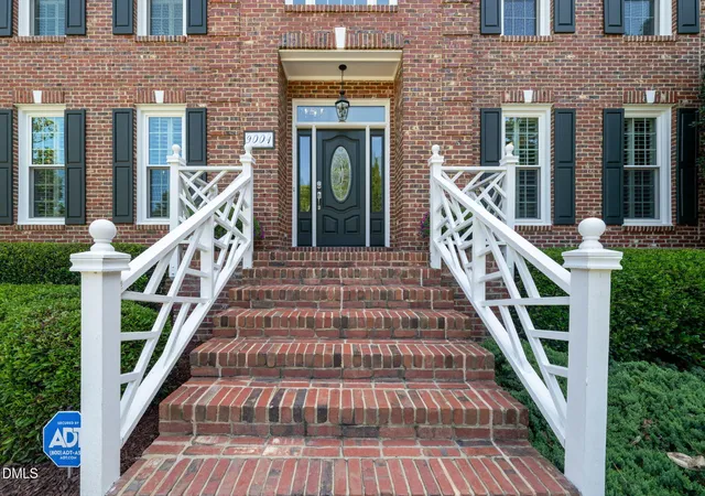 Photo 4 of Sale Pending at 9004 Armitage Ct, Raleigh, NC 27615 | MLS# 10182258 | Listing updated on 2026-08-14
