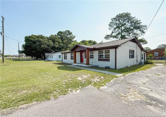 Photo 4 of Single family home for sale at 3269 Legion Rd, Hope Mills, NC 28348 | MLS# 766277 | Listing updated on 2026-07-21