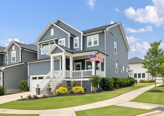 Photo 3 of Single family home for sale at 20 Plenty Ct, Pittsboro, NC 27312 | MLS# 10182767 | Listing updated on 2026-08-31