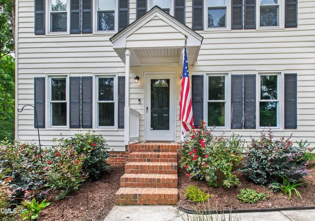 Photo 4 of Single family home for sale at 2101 Woodnell Dr, Raleigh, NC 27603 | MLS# 10185550 | Listing updated on 2026-10-04