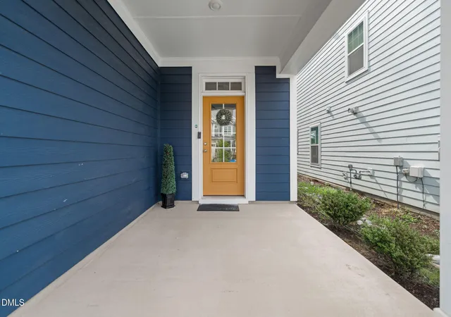 Photo 3 of Single family home for sale at 2267 Grants Pass Sta, Apex, NC 27502 | MLS# 10181872 | Listing updated on 2026-08-31