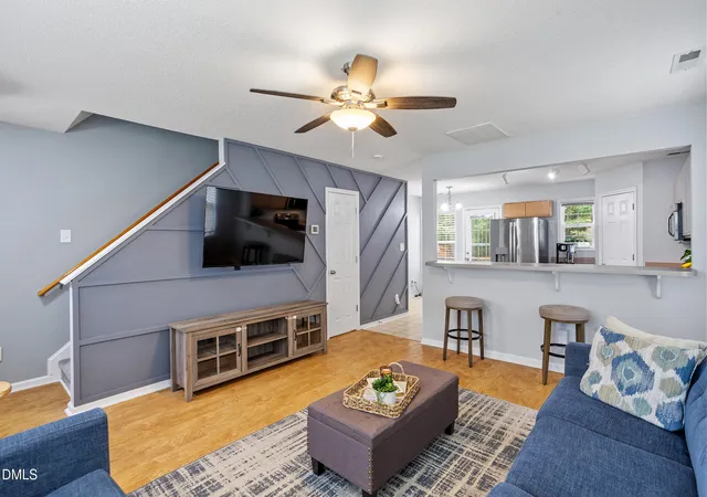 Photo 1 of Sale Pending at 913 Woodgreen Dr, Durham, NC 27704 | MLS# 10182400 | Listing updated on 2026-10-06