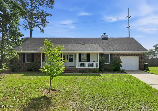 Photo 1 of Single family home for sale at 533 Offing Dr, Fayetteville, NC 28314 | MLS# 10182045 | Listing updated on 2026-09-17