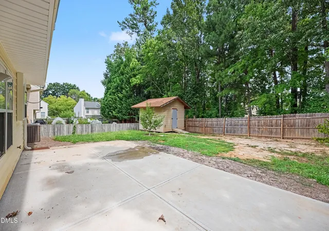 26th image of 307 Ridge Lake Dr, Apex, NC 27539 | MLS# 10186251