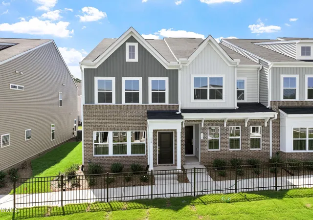 Photo 3 of Sale Pending at 119 Flowering Maple Way #281, Garner, NC 27529 | MLS# 10181558 | Listing updated on 2026-09-01