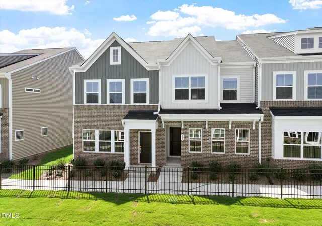Photo 4 of Sale Pending at 119 Flowering Maple Way #281, Garner, NC 27529 | MLS# 10181558 | Listing updated on 2026-09-01