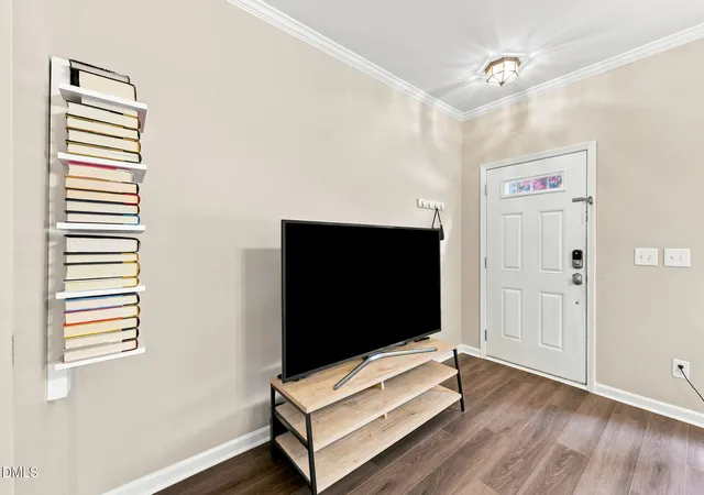 Photo 4 of Townhouse for sale at 236 Cedar Elm Rd, Durham, NC 27713 | MLS# 10181508 | Listing updated on 2026-08-31