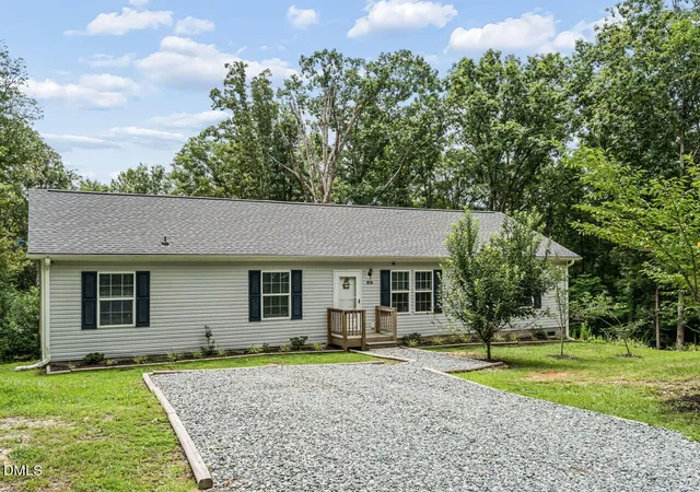 Photo 1 of Single family home for sale at 979 Natchez Tr, Fuquay Varina, NC 27526 | MLS# 10186604 | Listing updated on 2026-09-27