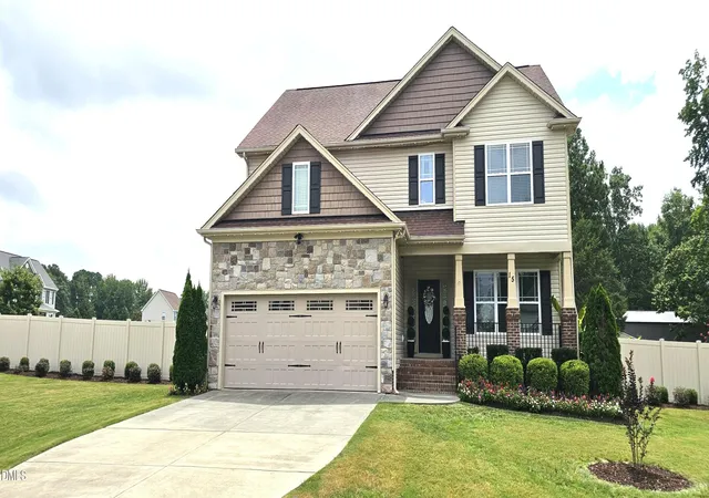 Photo 1 of Single family home for sale at 15 Brushwood Ct, Youngsville, NC 27596 | MLS# 10184539 | Listing updated on 2026-08-08