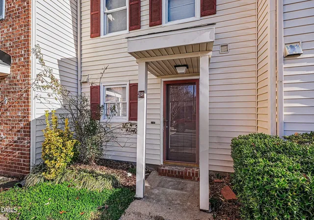 Photo 4 of Sale Pending at 1509 Clermont Rd #T27, Durham, NC 27713 | MLS# 10181515 | Listing updated on 2026-08-11