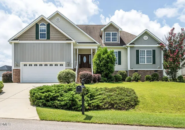2nd image of 319 Neuse Landing Dr, Clayton, NC 27527 | MLS# 10181649