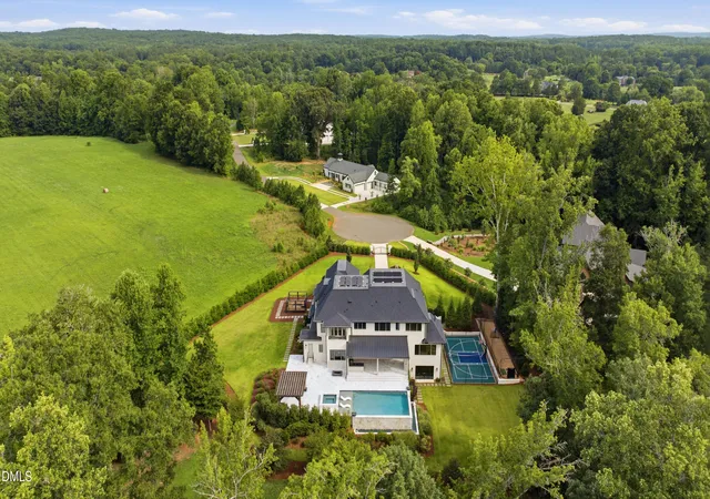 4th image of 480 Gallant Fox Xing, Chapel Hill, NC 27516 | MLS# 10182257