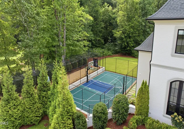 5th image of 480 Gallant Fox Xing, Chapel Hill, NC 27516 | MLS# 10182257