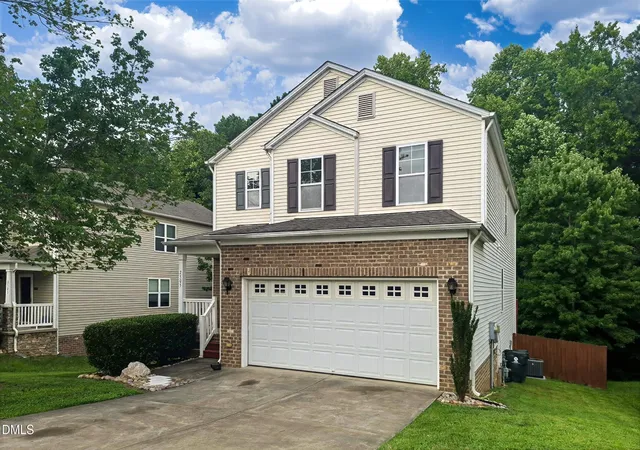 Photo 2 of Single family home for sale at 2505 Ferdinand Dr, Knightdale, NC 27545 | MLS# 10182098 | Listing updated on 2026-10-06