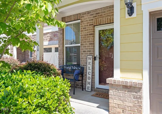 3rd image of 120 Ransomwood Dr, Apex, NC 27539 | MLS# 10183534
