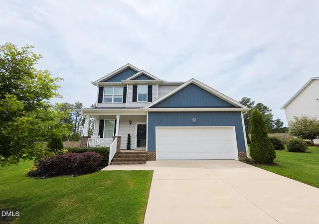 Photo 2 of Single family home for sale at 142 Greenhouse St, Zebulon, NC 27597 | MLS# 10181638 | Listing updated on 2026-09-18
