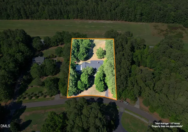 2nd image of 5301 Sky Lane Dr, Durham, NC 27704 | MLS# 10182083