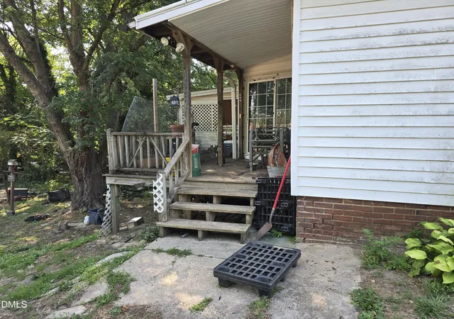 3rd image of 124 Academy St, Roxboro, NC 27573 | MLS# 10181852