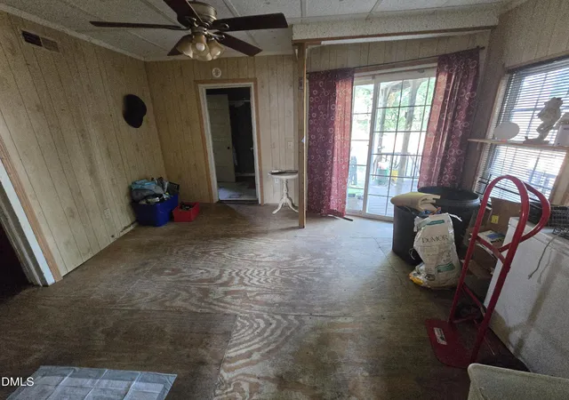 9th image of 124 Academy St, Roxboro, NC 27573 | MLS# 10181852