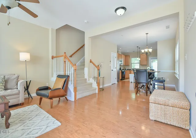3rd image of 106 Kiley St, Chapel Hill, NC 27516 | MLS# 10181884