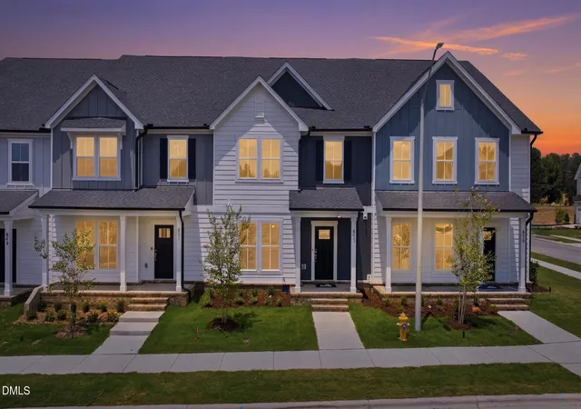Photo 3 of Townhouse for sale at 839 Weavers Abbey Pl, Knightdale, NC 27545 | MLS# 10181585 | Listing updated on 2026-09-20