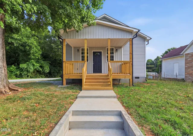 Photo 1 of Single family home for sale at 1302 Sidney Ave, Burlington, NC 27217 | MLS# 10181593 | Listing updated on 2026-09-01