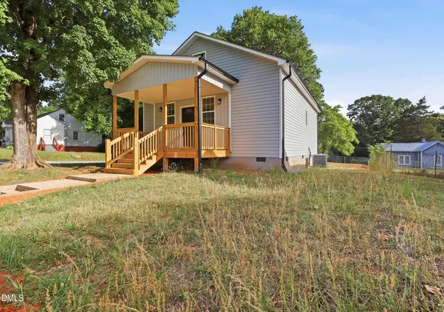 Photo 2 of Single family home for sale at 1302 Sidney Ave, Burlington, NC 27217 | MLS# 10181593 | Listing updated on 2026-09-01