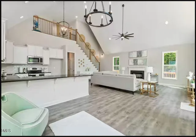 2nd image of 117 Friendly Ln, Henderson, NC 27537 | MLS# 10181926