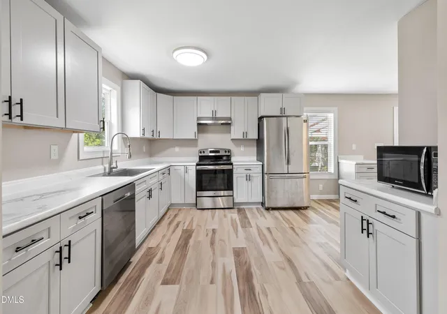 4th image of 2125 Baltic Ave, Durham, NC 27707 | MLS# 10183612