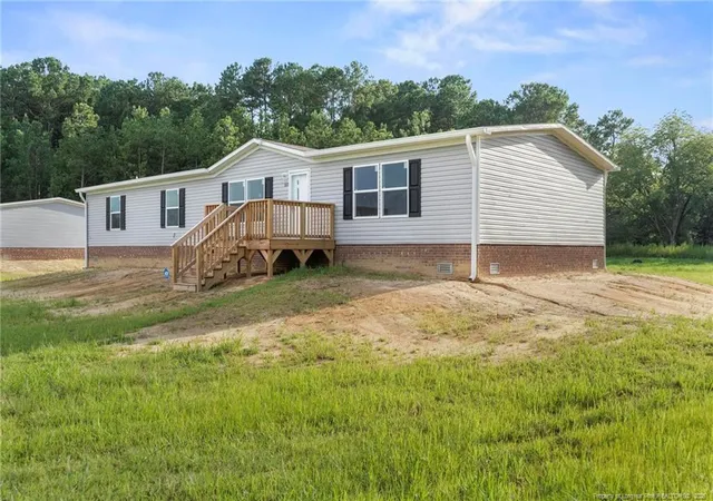 Photo 3 of Manufactured home for sale at 168 Old Baker Rd, Maxton, NC 28364 | MLS# 766427 | Listing updated on 2026-08-28