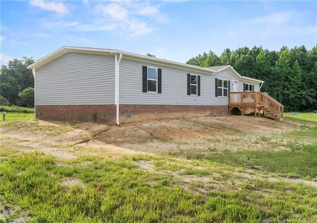 Photo 4 of Manufactured home for sale at 168 Old Baker Rd, Maxton, NC 28364 | MLS# 766427 | Listing updated on 2026-08-28