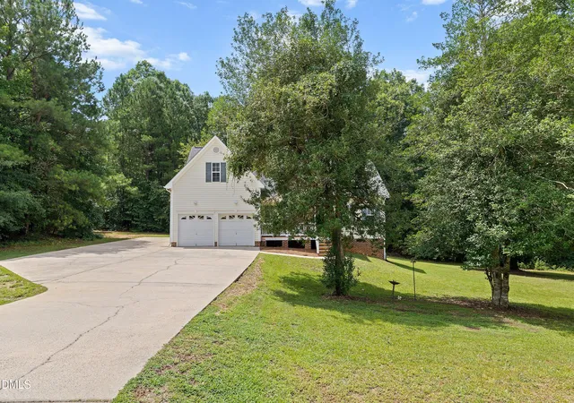 3rd image of 427 Carrington Dr, Garner, NC 27529 | MLS# 10181666