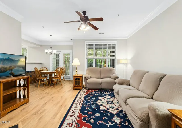 4th image of 613 Ives Ct, Chapel Hill, NC 27514 | MLS# 10181854