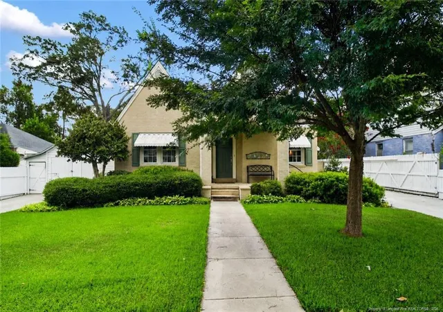 Photo 1 of Single family home for sale at 1602 N Chestnut St, Lumberton, NC 28358 | MLS# 766432 | Listing updated on 2026-07-22