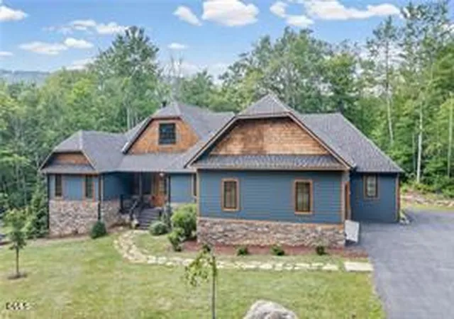 Photo 4 of Single family home for sale at 289 Linville River Dr, Linville, NC 28646 | MLS# 10181644 | Listing updated on 2026-07-22